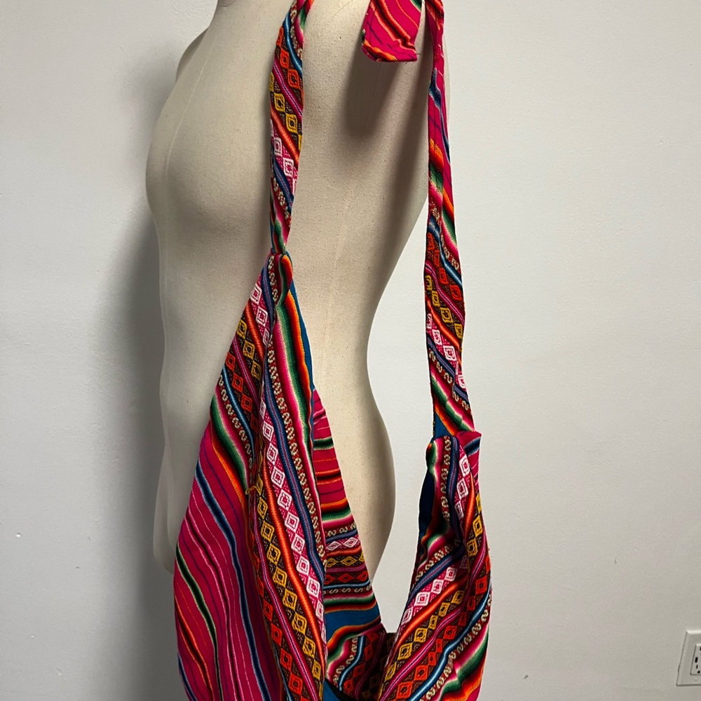 Peruvian Beach Bag made with Artesanal Manta from Chinchero, Cuzco